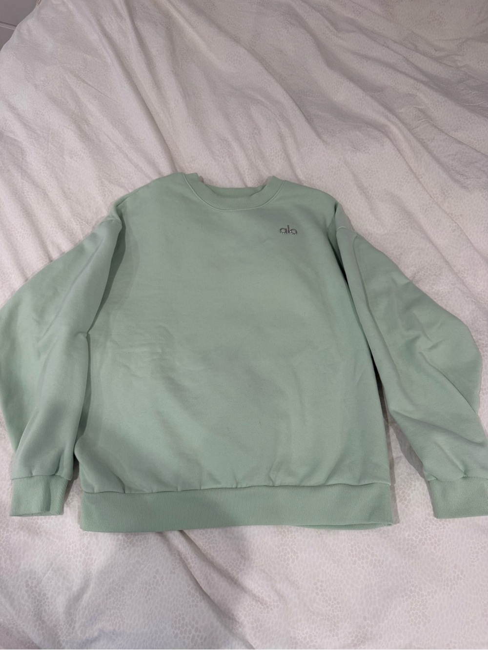 ALO Yoga women's Crewneck Sweatshirt in Light Mint